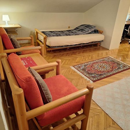 Nobles Apartment 4**** Belgrado Buitenkant foto