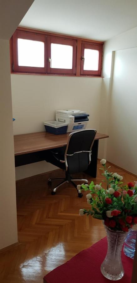 Nobles Apartment 4**** Belgrado Buitenkant foto