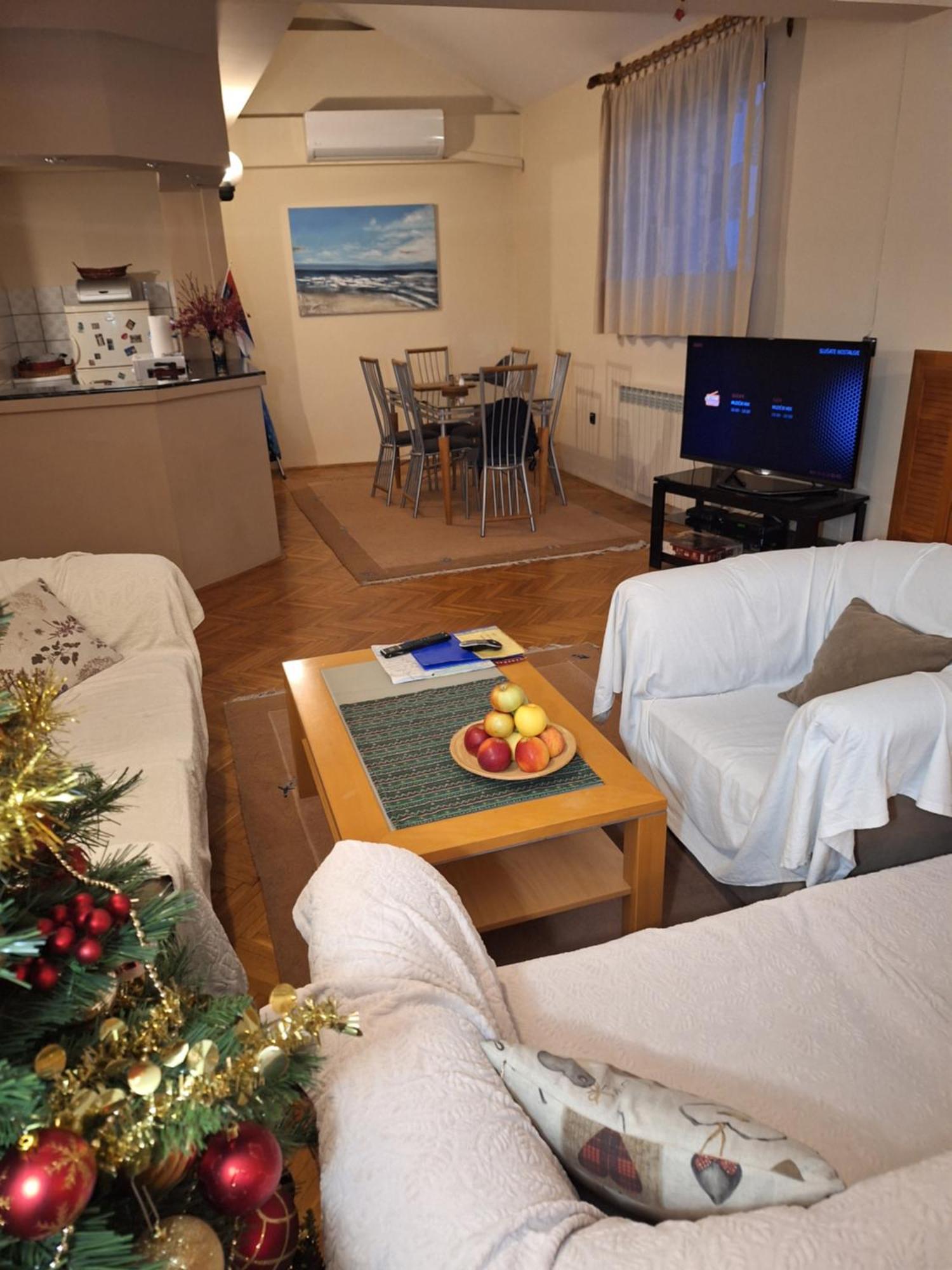 Nobles Apartment 4**** Belgrado Buitenkant foto